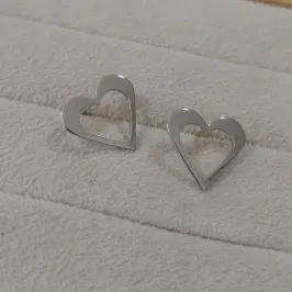 Brinco Coração Vazado Diamond