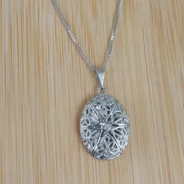 Colar Veneziana Pingente Relicário Diamond