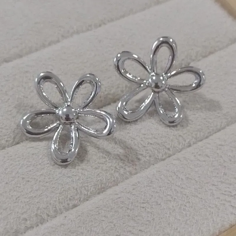Brinco Flor Diamond